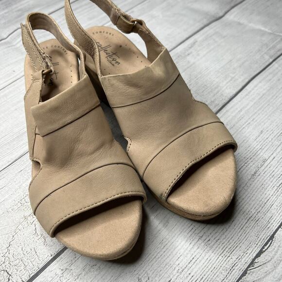 Clarks Collection Suede Nude Cork Wedge Heels Platform Sandals Size 7.5 M - Picture 4 of 8
